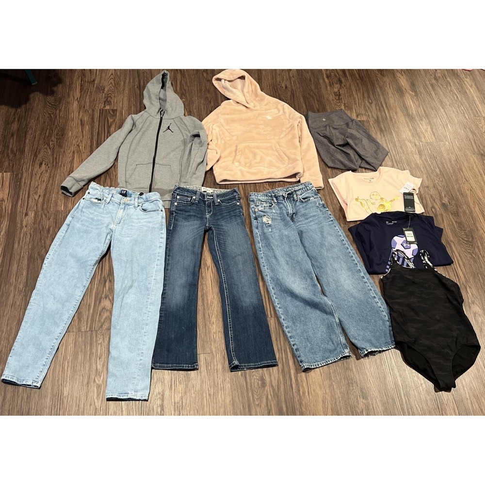 Lot Of 10 pieces girls Size 10-14  Ariat Gap True Religion Under Armor Lululemon